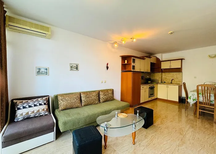 Sun Village B 320 Sunny